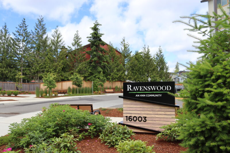 Ravenswood Apartments